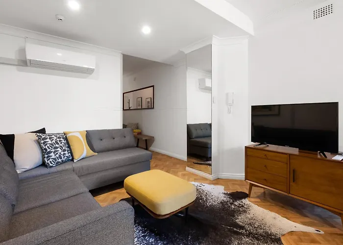 St James, Art Deco Dream - 2 Bedrooms W Aircon